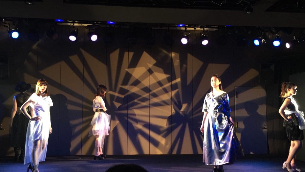 関西で活動する同志社大学の学生団体「neuf(ヌフ)」がファッションショーを開催。　